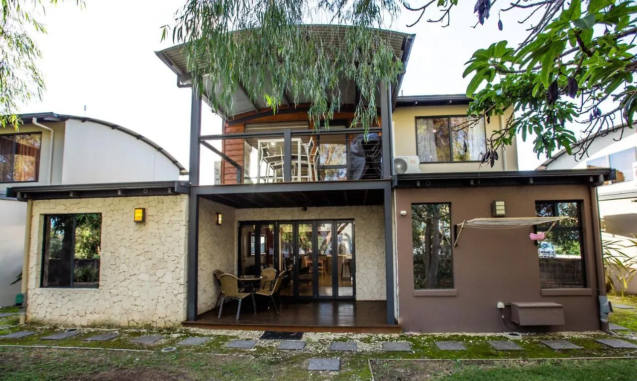 Курортный комплекс Dunn Bay Village Homes Дансборо