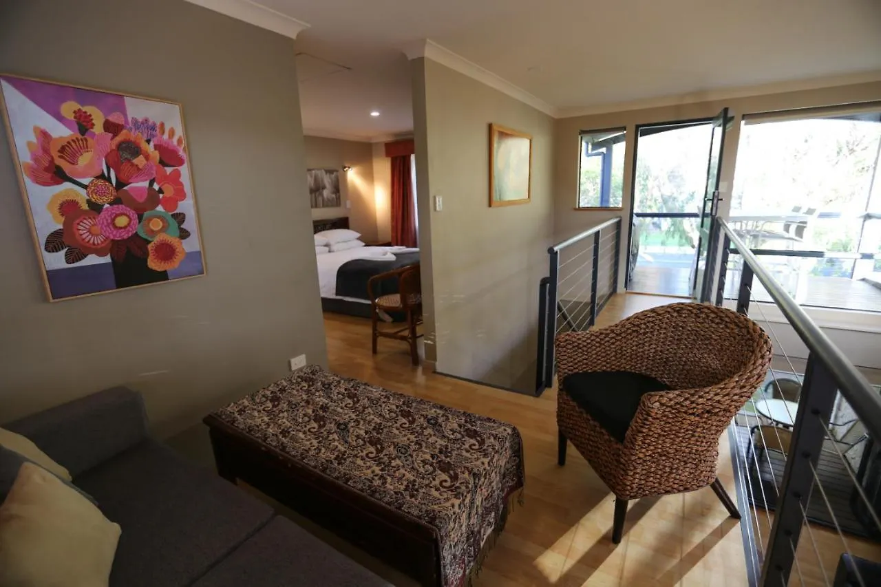 Курортный комплекс Dunn Bay Village Homes Дансборо