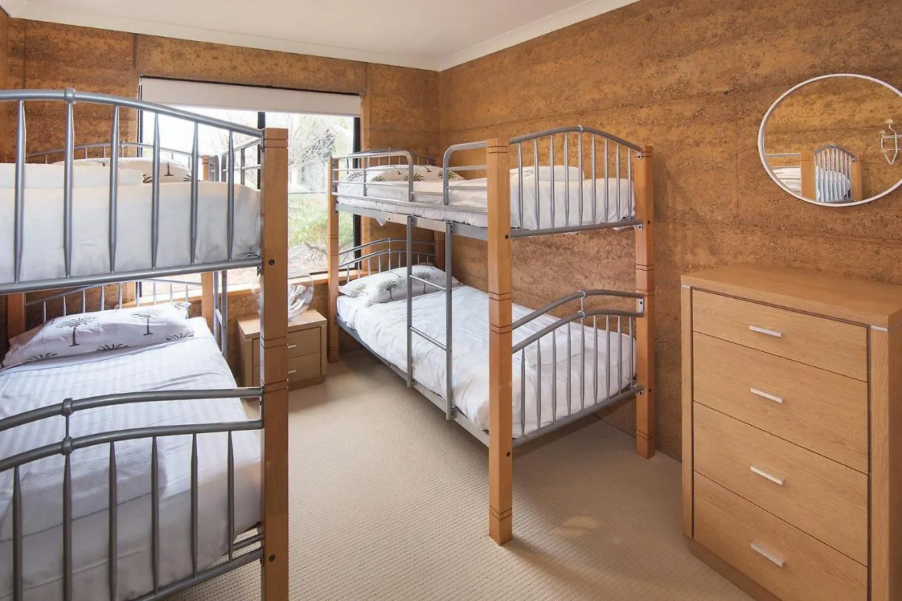 Dunsborough Beach Cottages Resort 4*