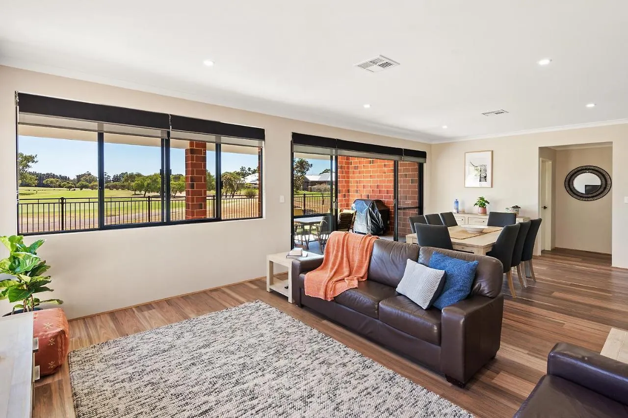 Holiday home The Links - Fairway Views, Walk To Town, Air-con Dunsborough