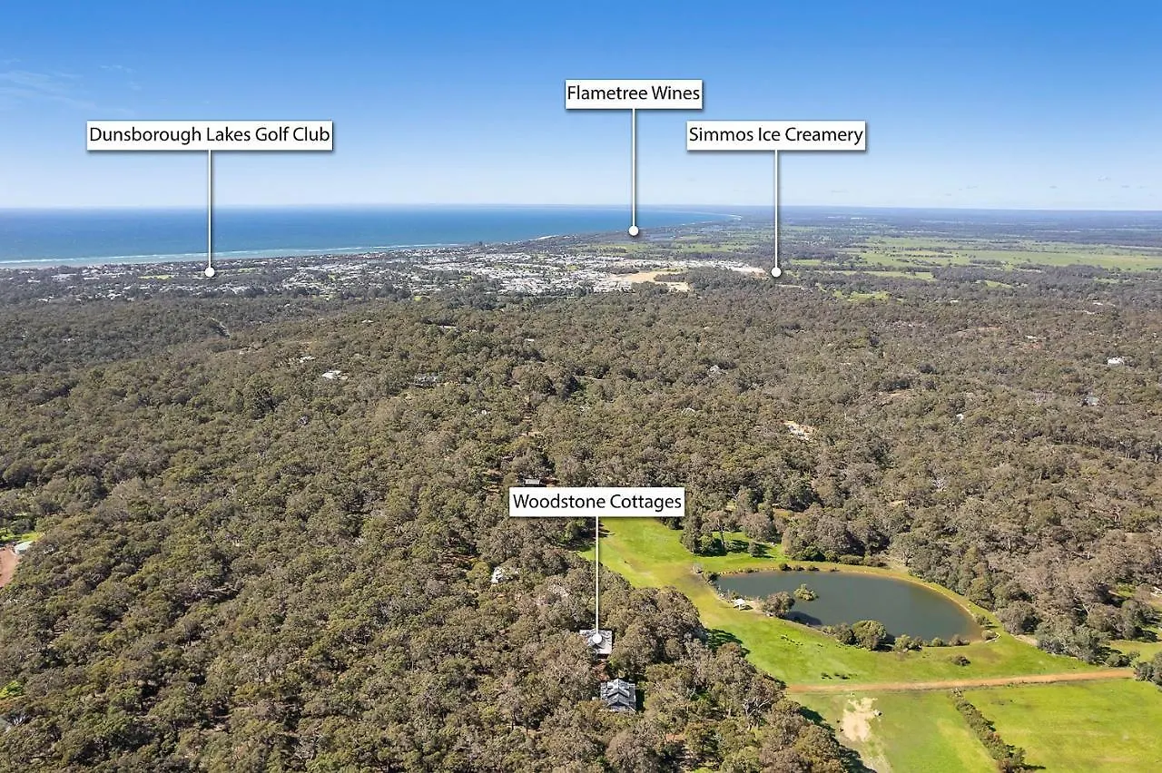 Grasstree - Woodstone Estate Holiday home