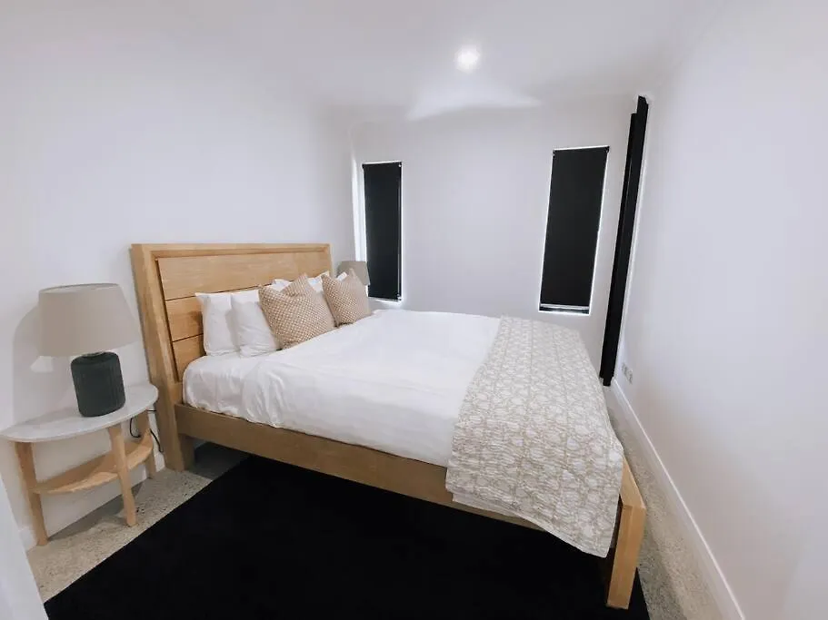 Le Soleil New Villa, Golf & Heated Pool * Dunsborough