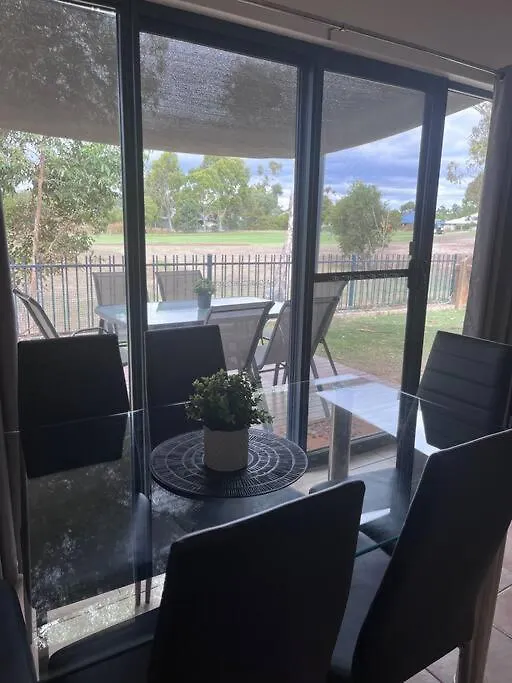 Holiday home Fairway View
