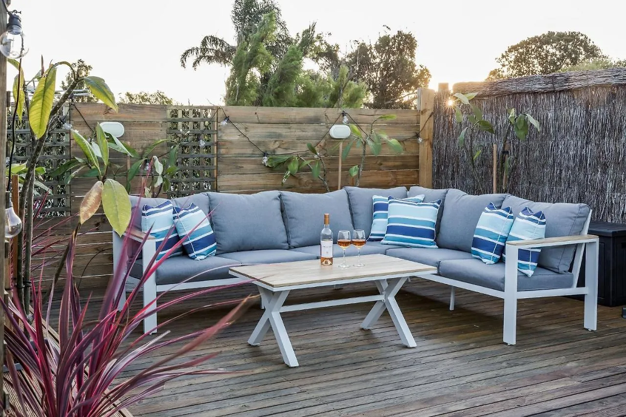 Rooftop Retreat *