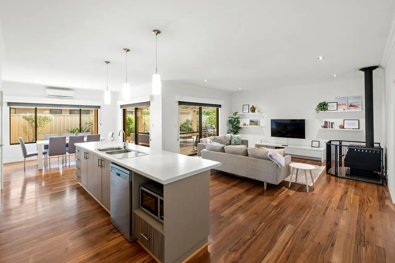 Kalima Retreat - The Ultimate Uncomplicated & Relaxing Holiday! Holiday home