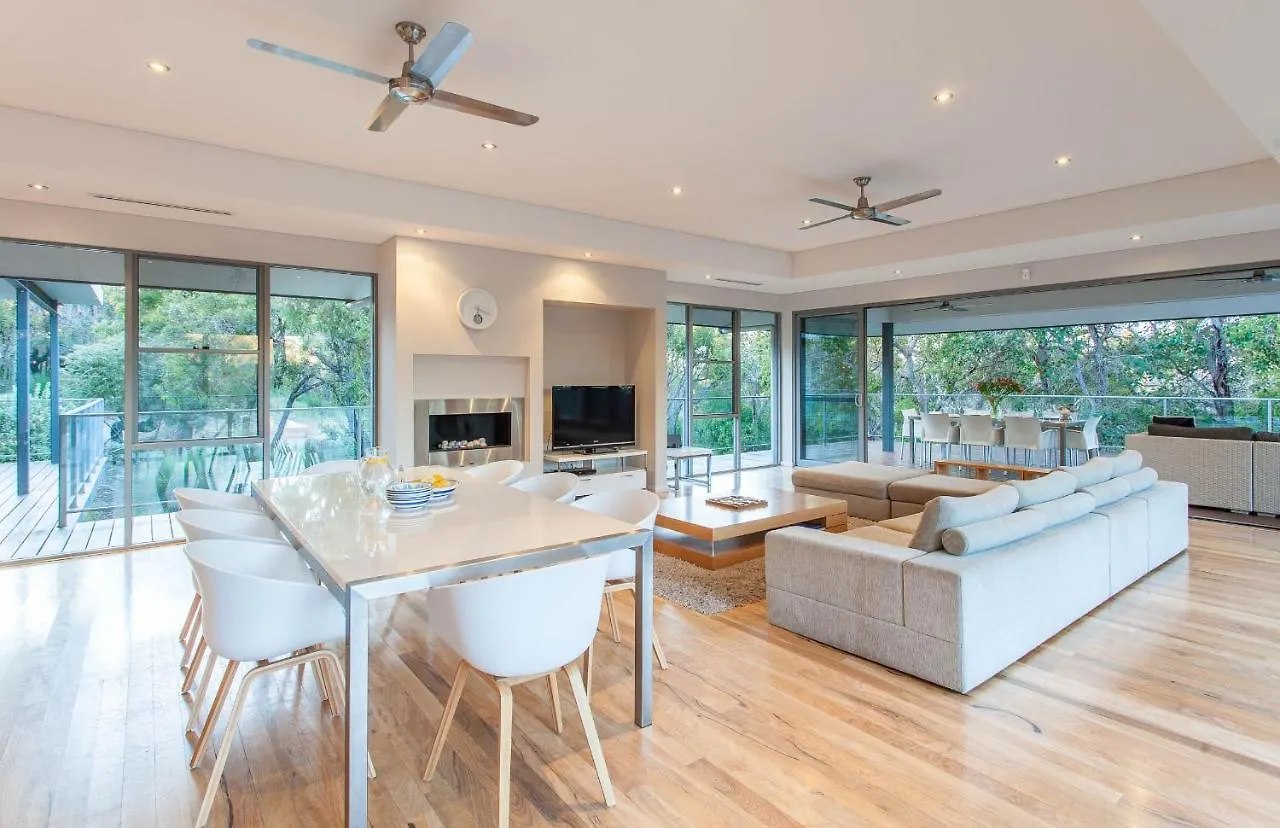 Deck House I Private Dunsborough