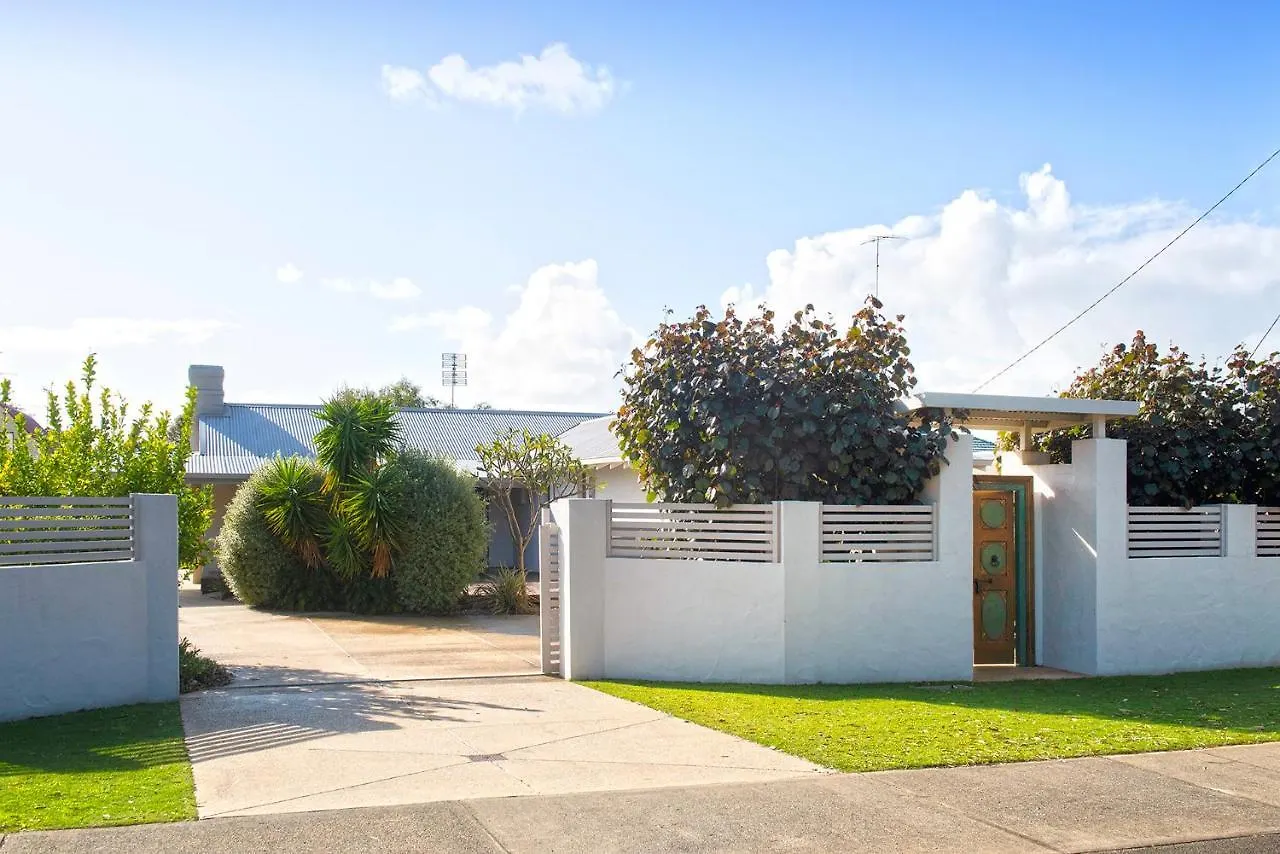 Gifford Getaway Holiday home
