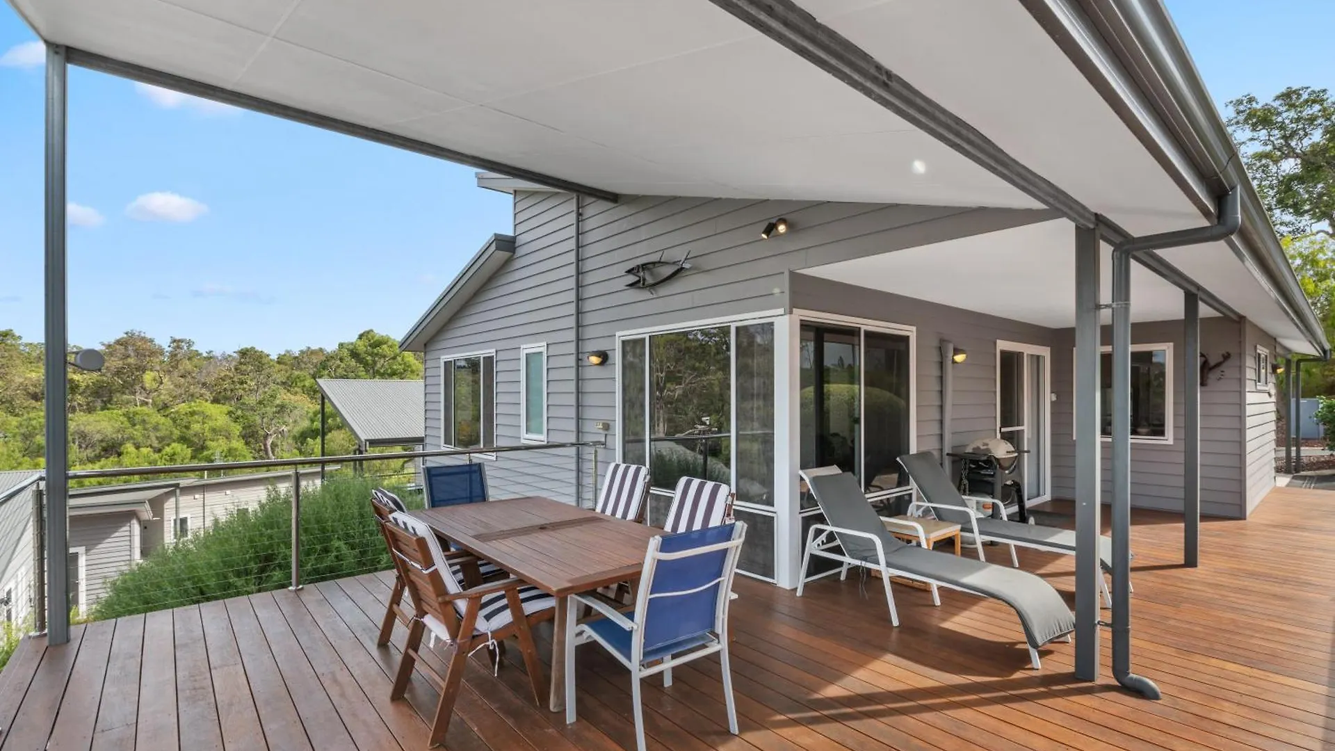 Holiday home Surfs Up