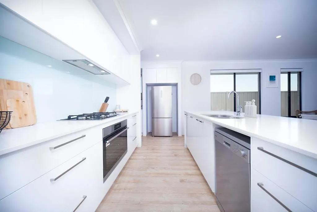 Shoreacres Retreat - Your Next In Paradise Holiday home *