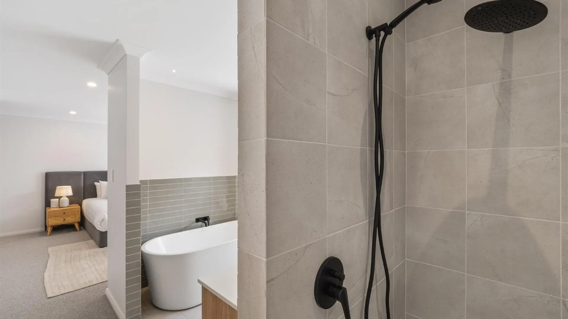 Solkis - Walk To Town, Next To Golf Course *