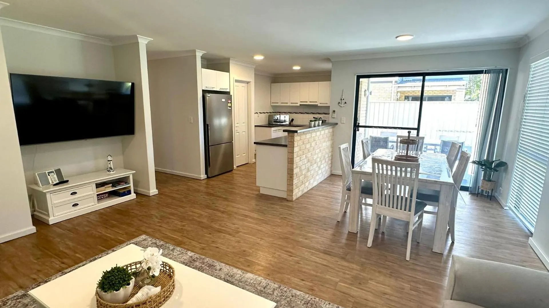 Villa 2 *