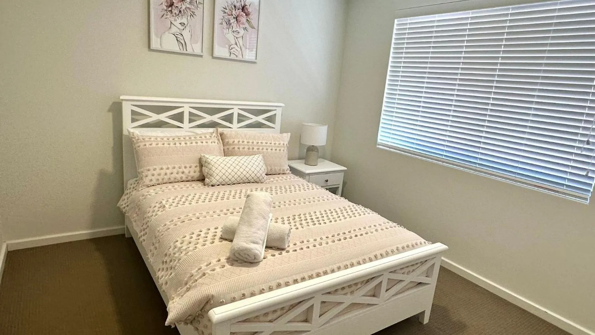 Villa 2 *