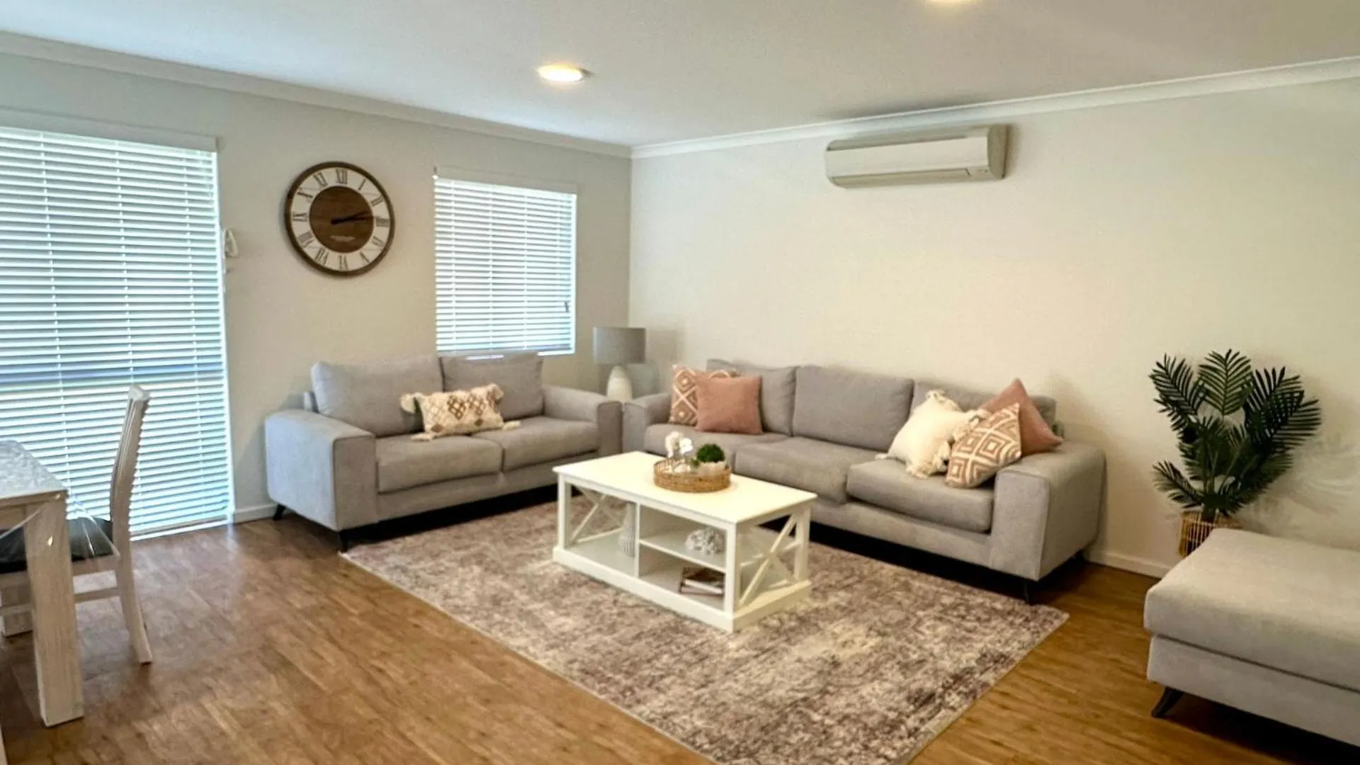 2 Dunsborough