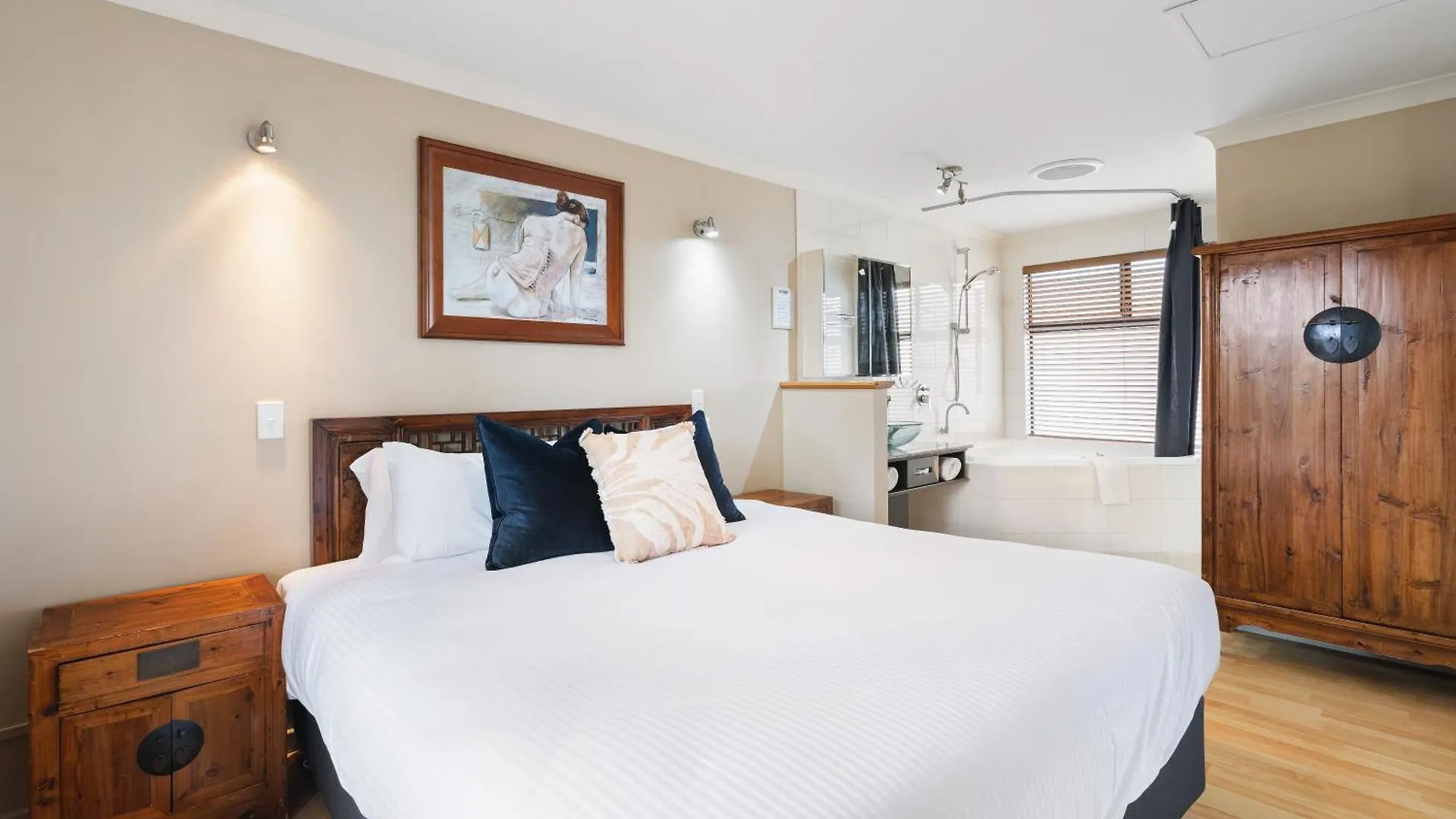 Bay Village Dunsborough