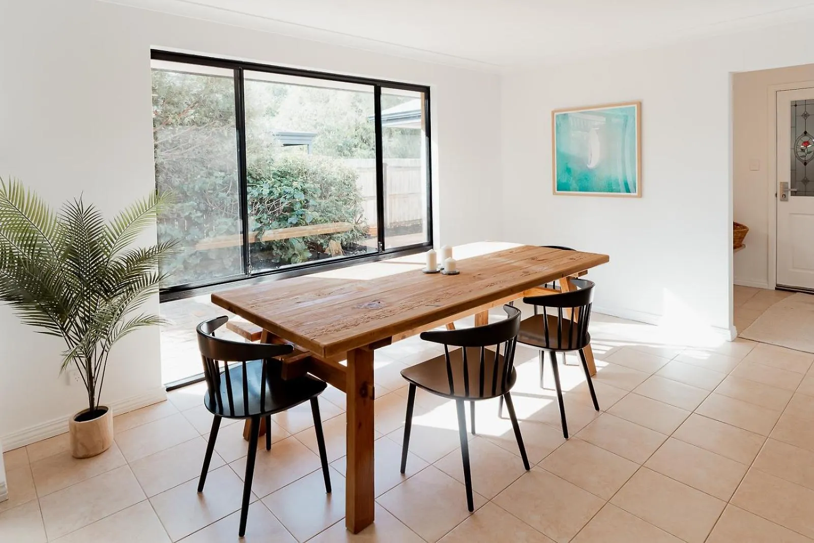 Salhus - Sleep In King Beds & Easy Walk To Town *