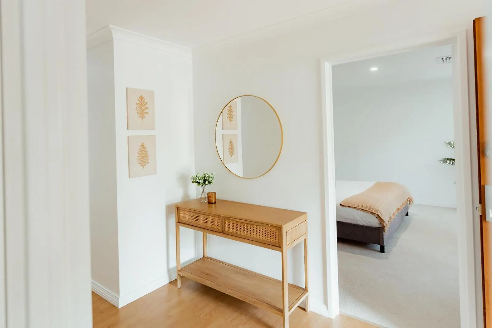 Casa vacanze Salhus - Sleep In King Beds & Easy Walk To Town