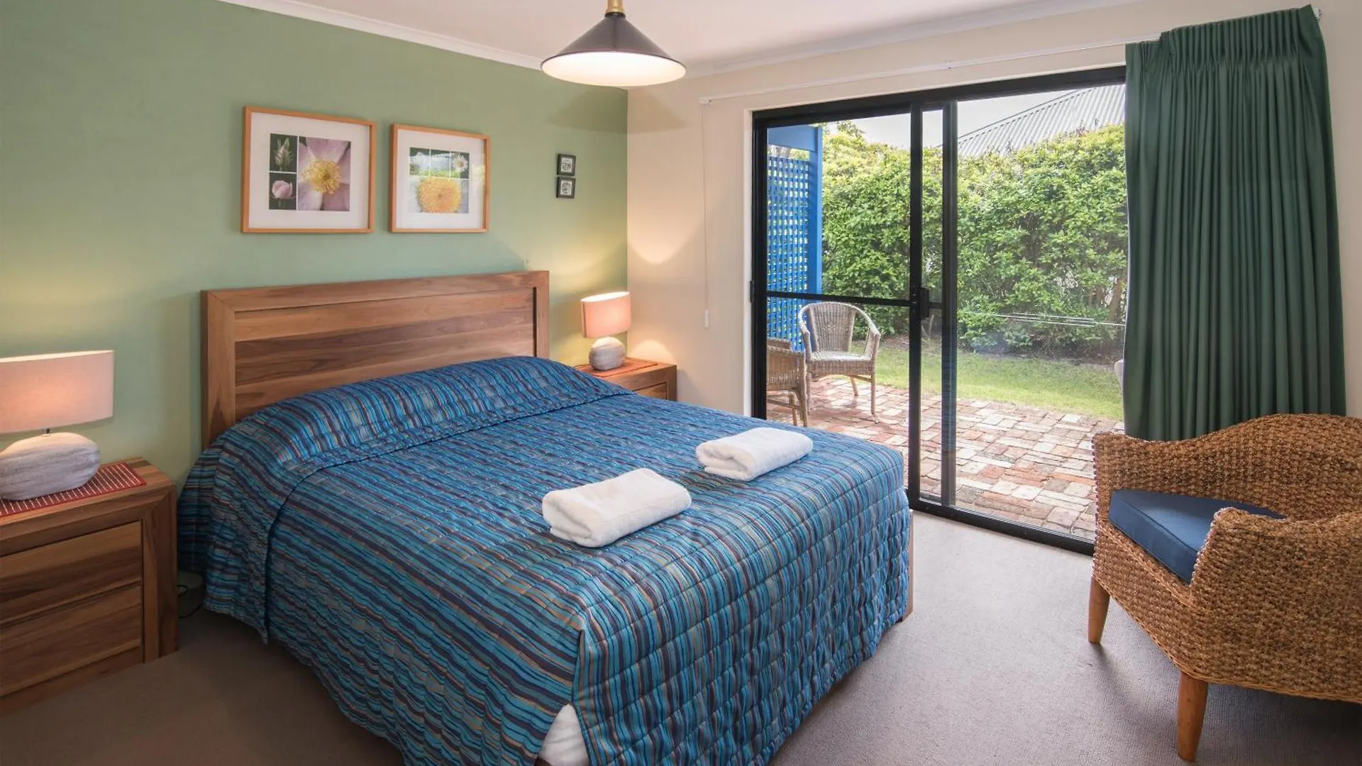 Dunsborough Beach Cottages Resort 4*