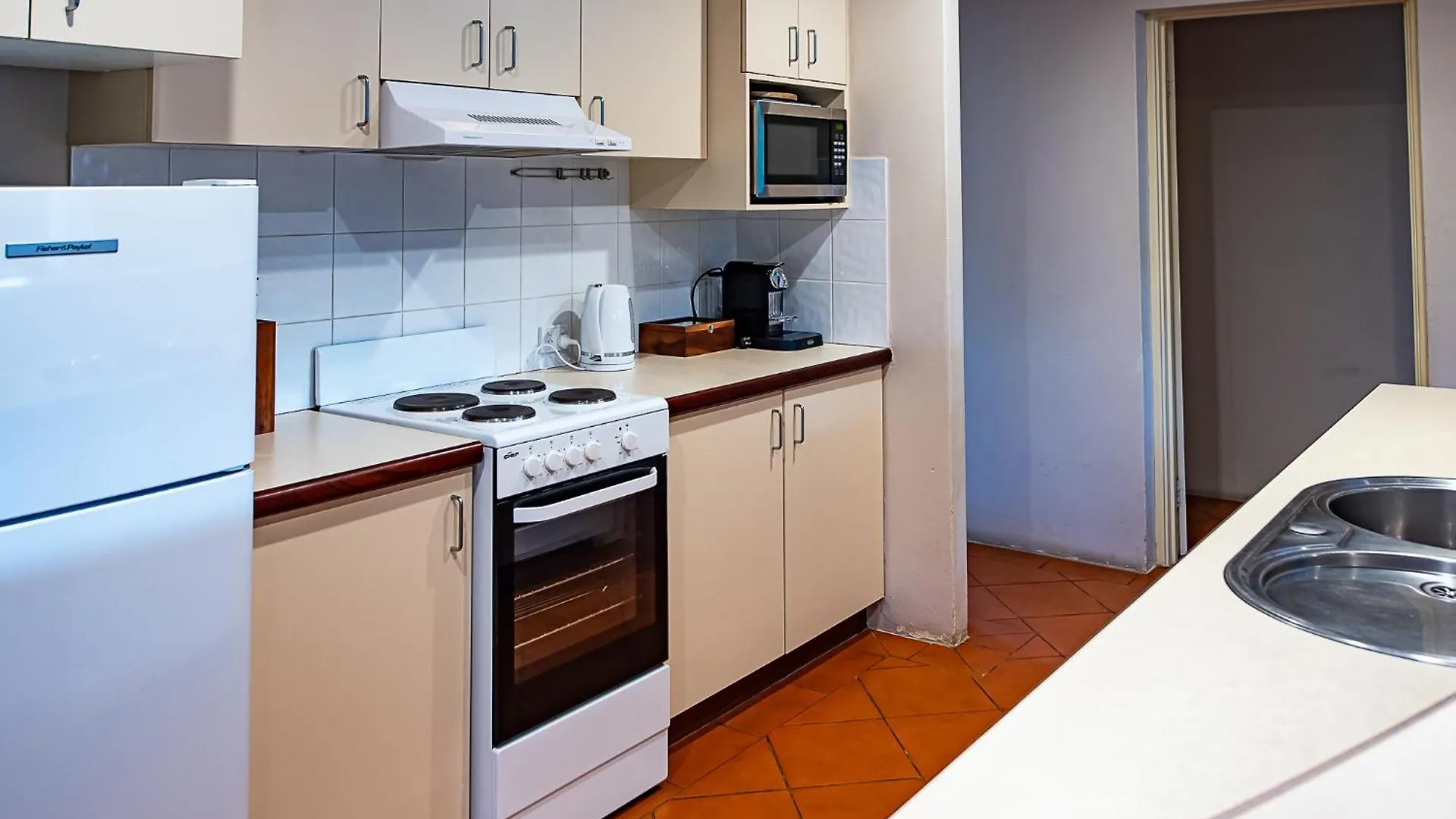 Dunsborough Beach Cottages 4*