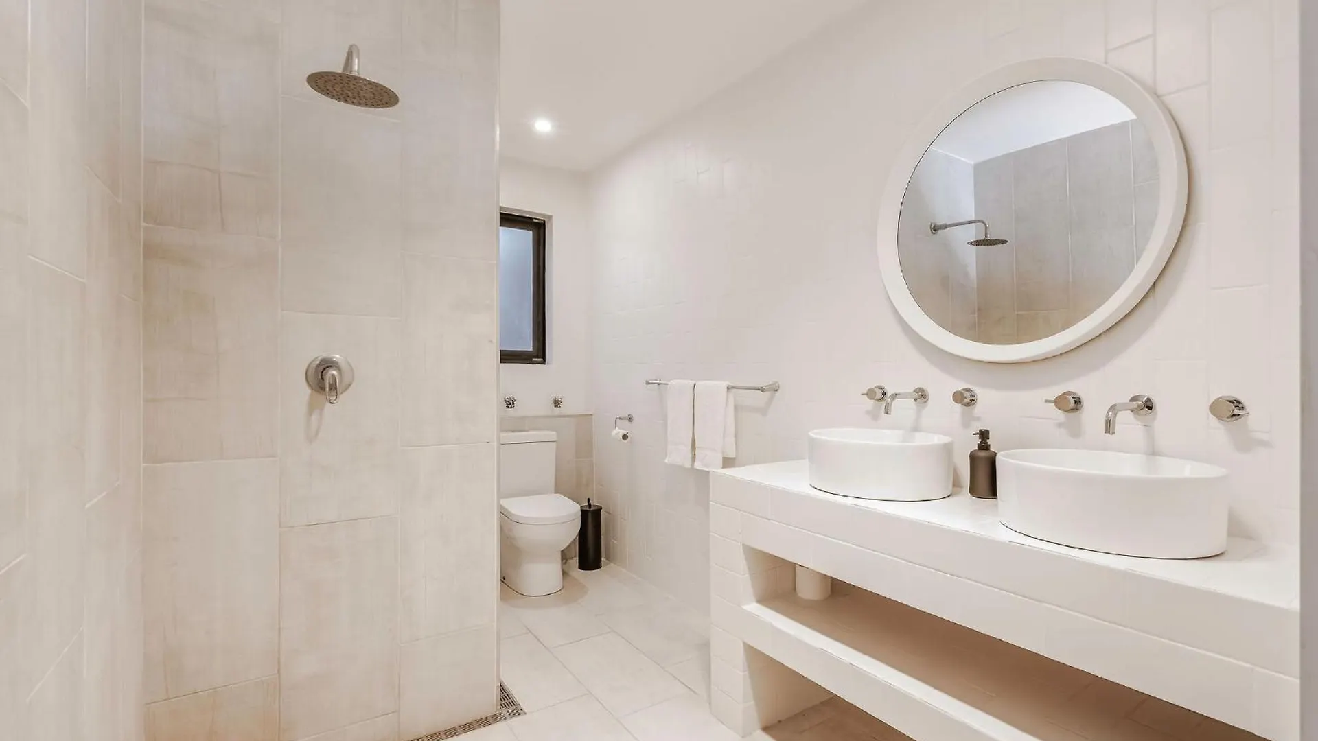 Sunnysprings Holiday home