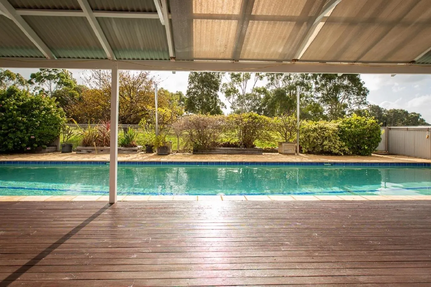 Pool & Putt Paradise, Family Friendly, Pool, Wifi Holiday home