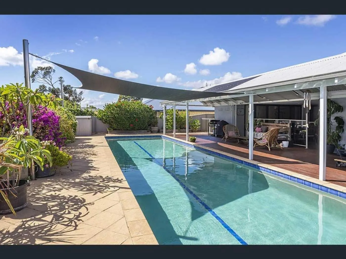 Holiday home Pool & Putt Paradise, Family Friendly, Pool, Wifi
