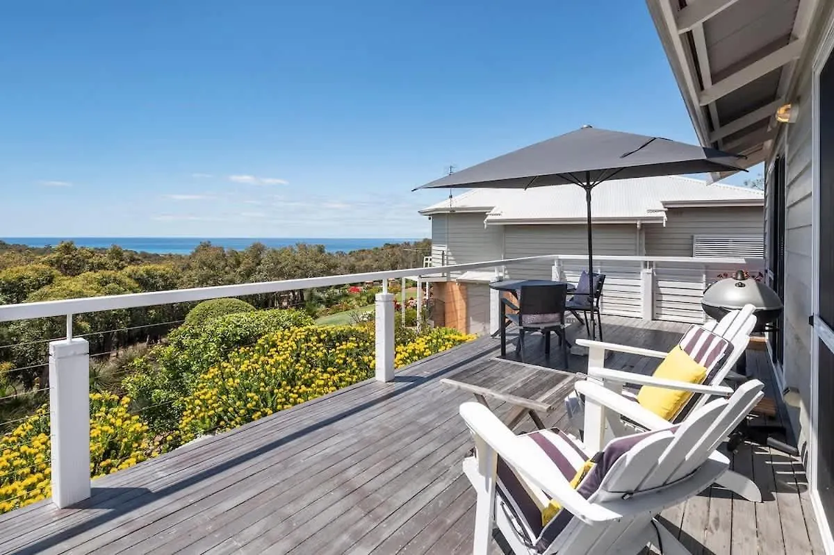 Apartment The Whale Lookout, Eagle Bay
