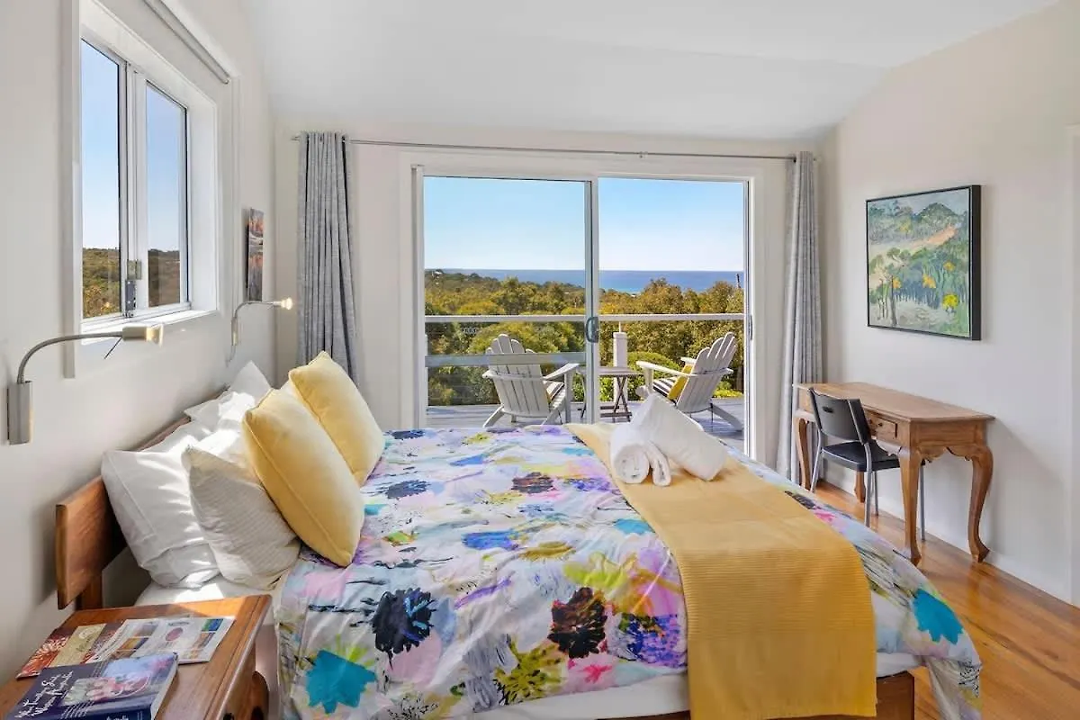 The Whale Lookout, Eagle Bay *
