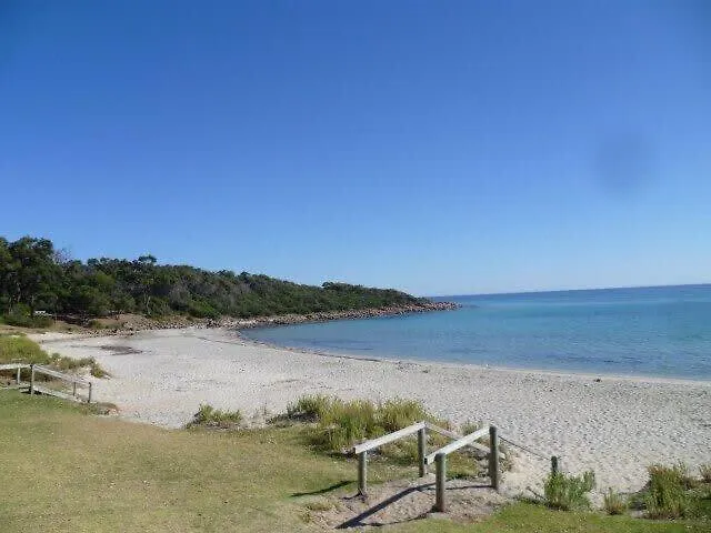 The Whale Lookout, Eagle Bay Apartment
