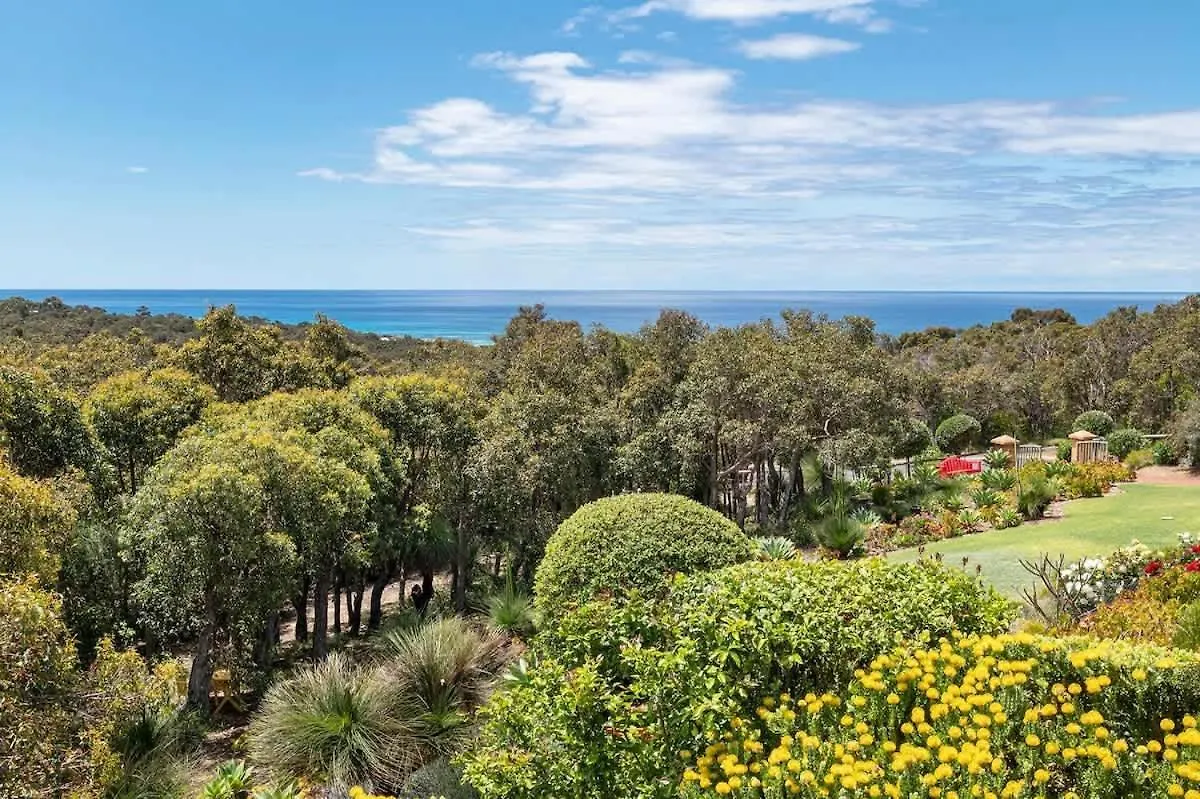 The Whale Lookout, Eagle Bay * Dunsborough