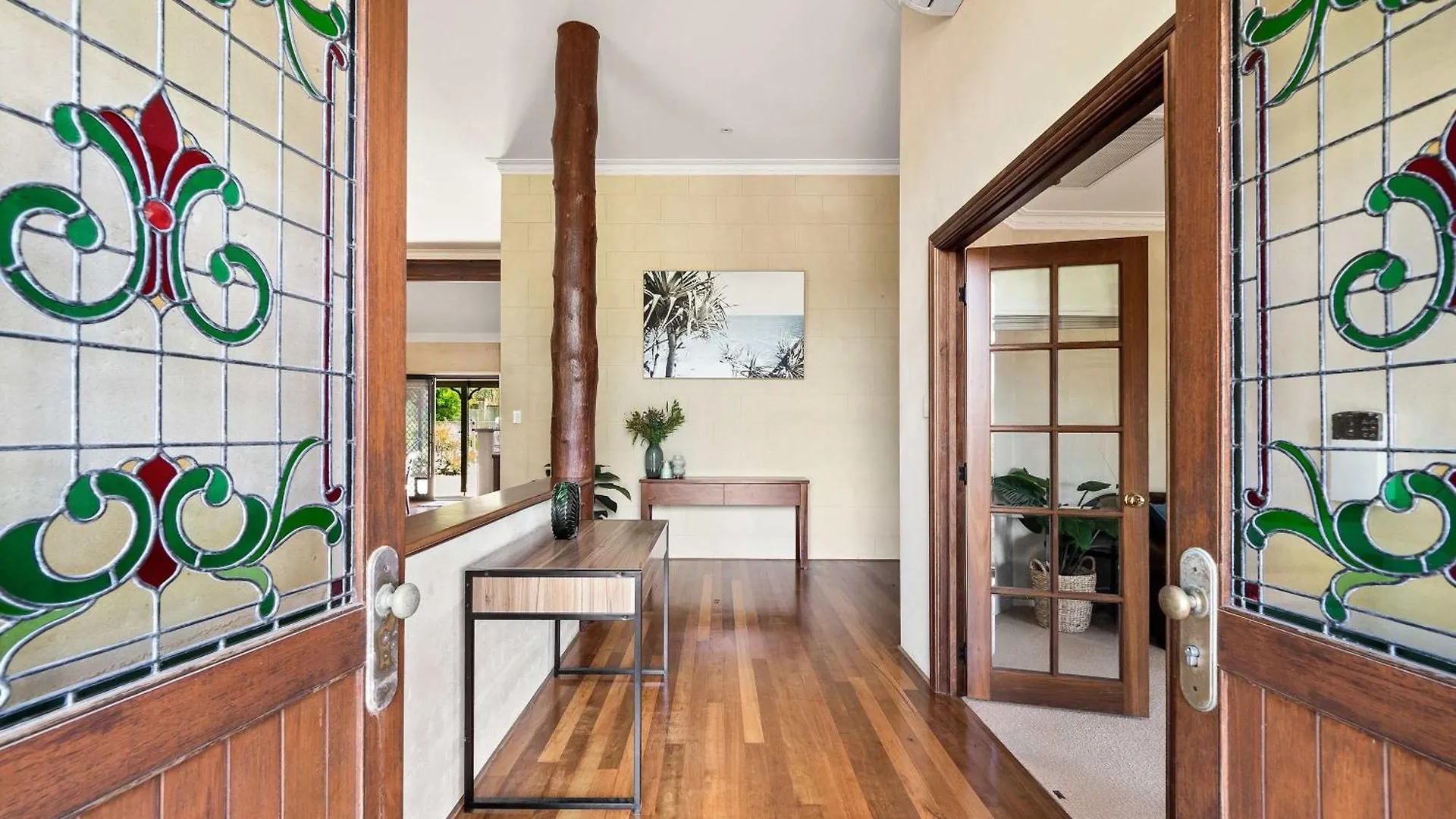 Holiday home Carinya Cove - Swimming Pool, Pet Friendly, Fireplace *