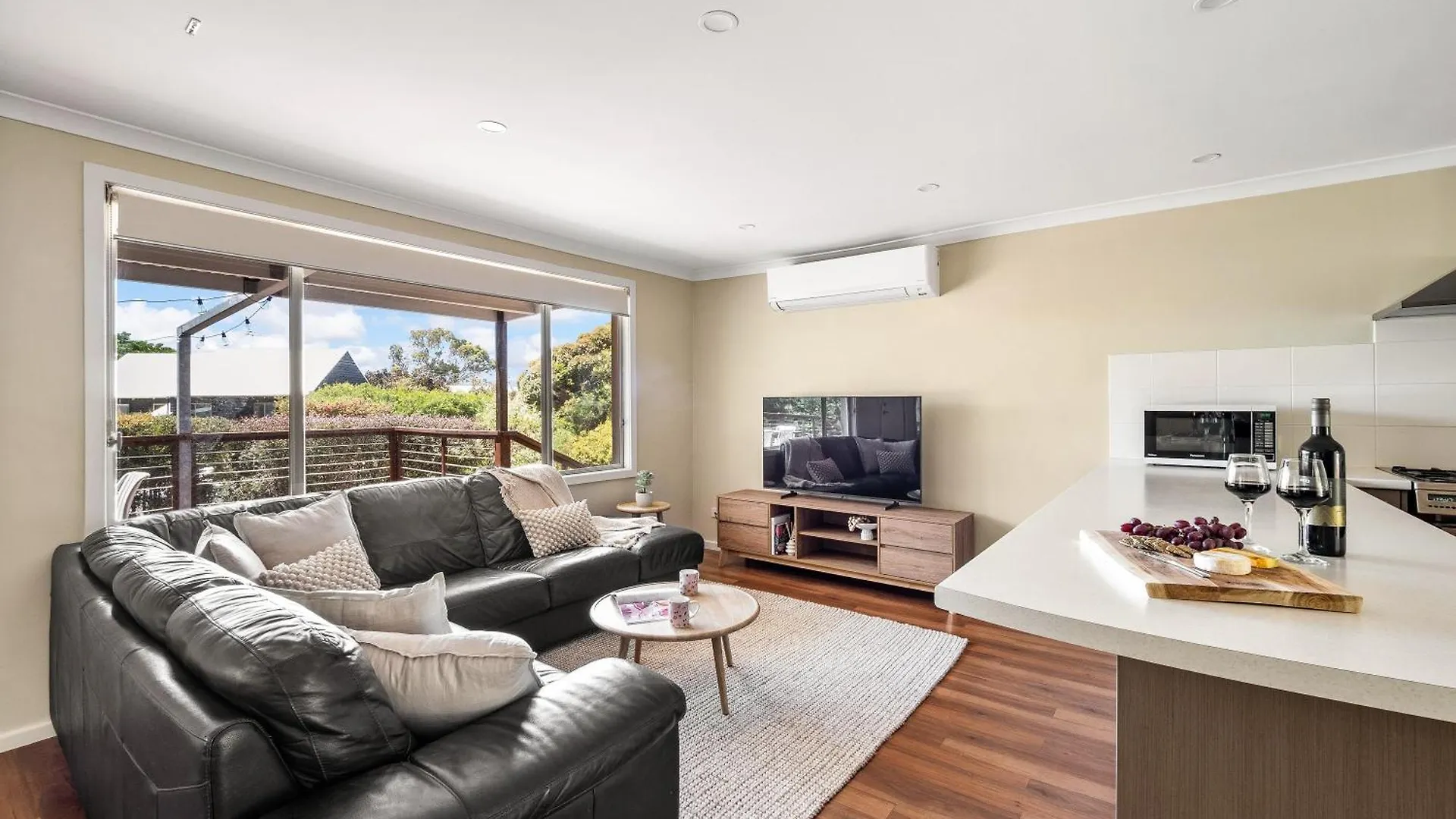 Eagle Bay House - 300m To The Beach! Holiday home *