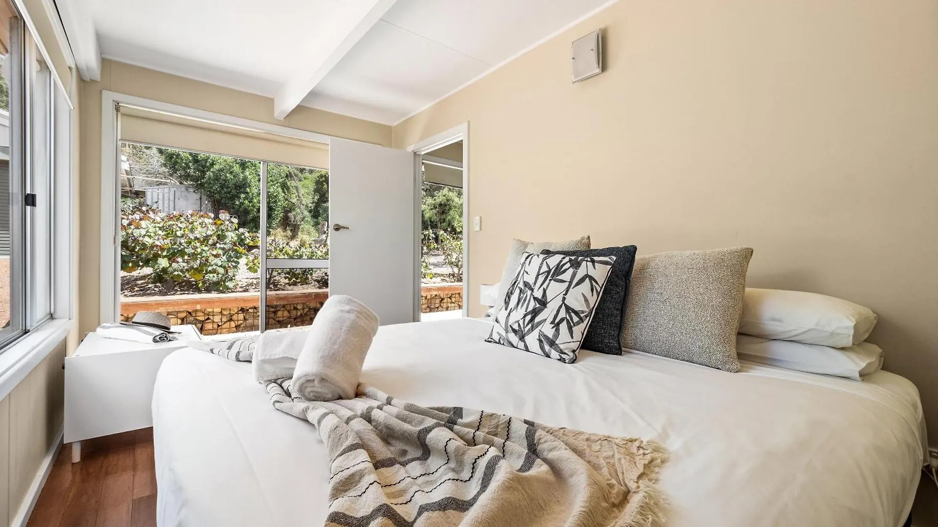 Eagle Bay House - 300m To The Beach! Holiday home Dunsborough