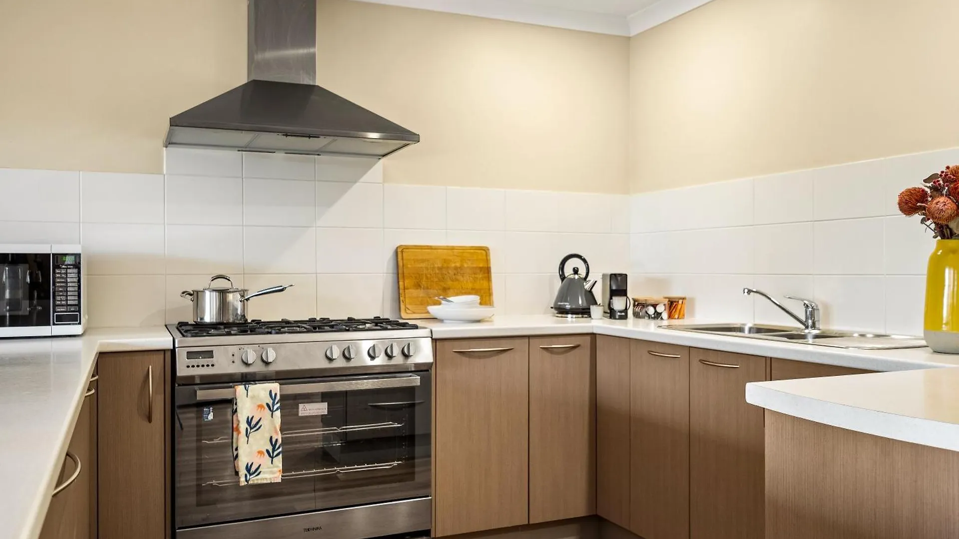 Eagle Bay House - 300m To The Beach! Dunsborough