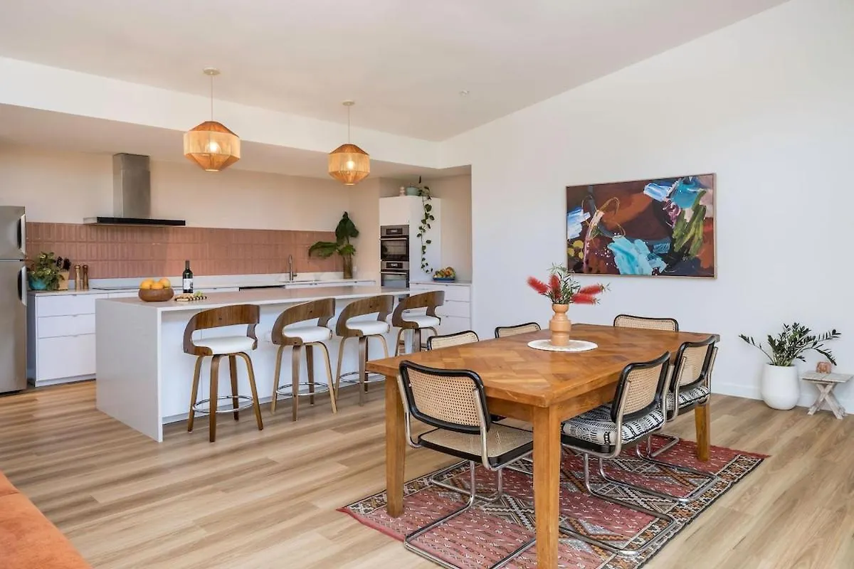 Holiday home Family Retreat, Near & Town