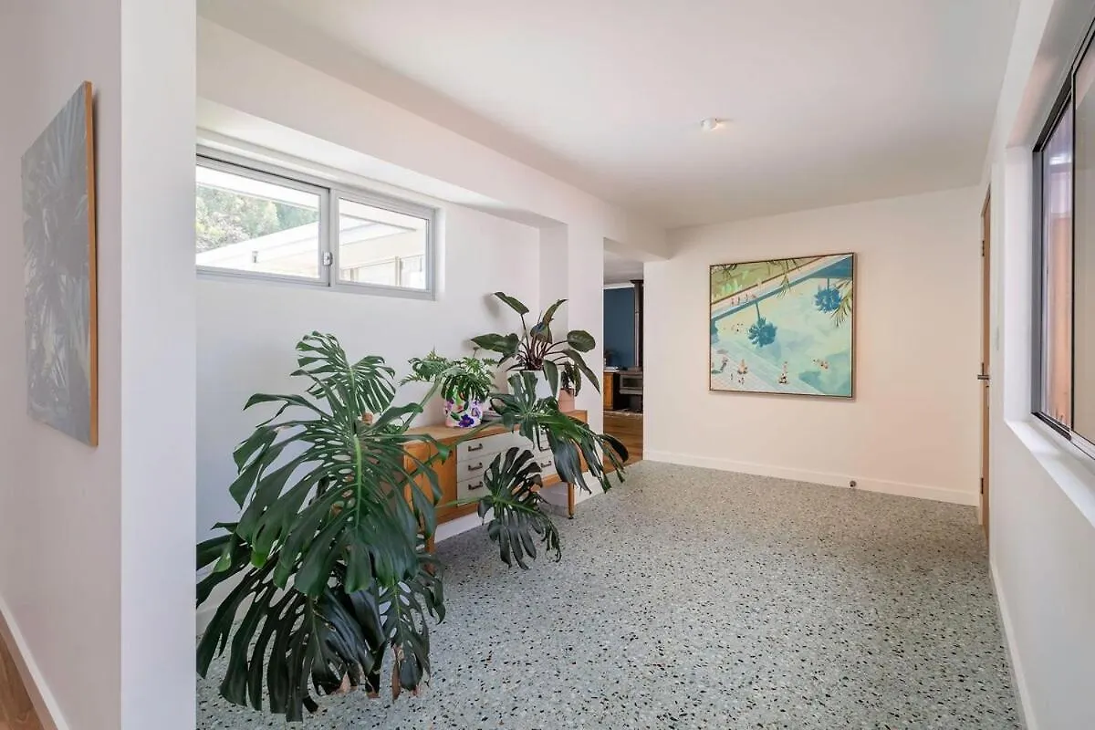 Holiday home Family Retreat, Near & Town *