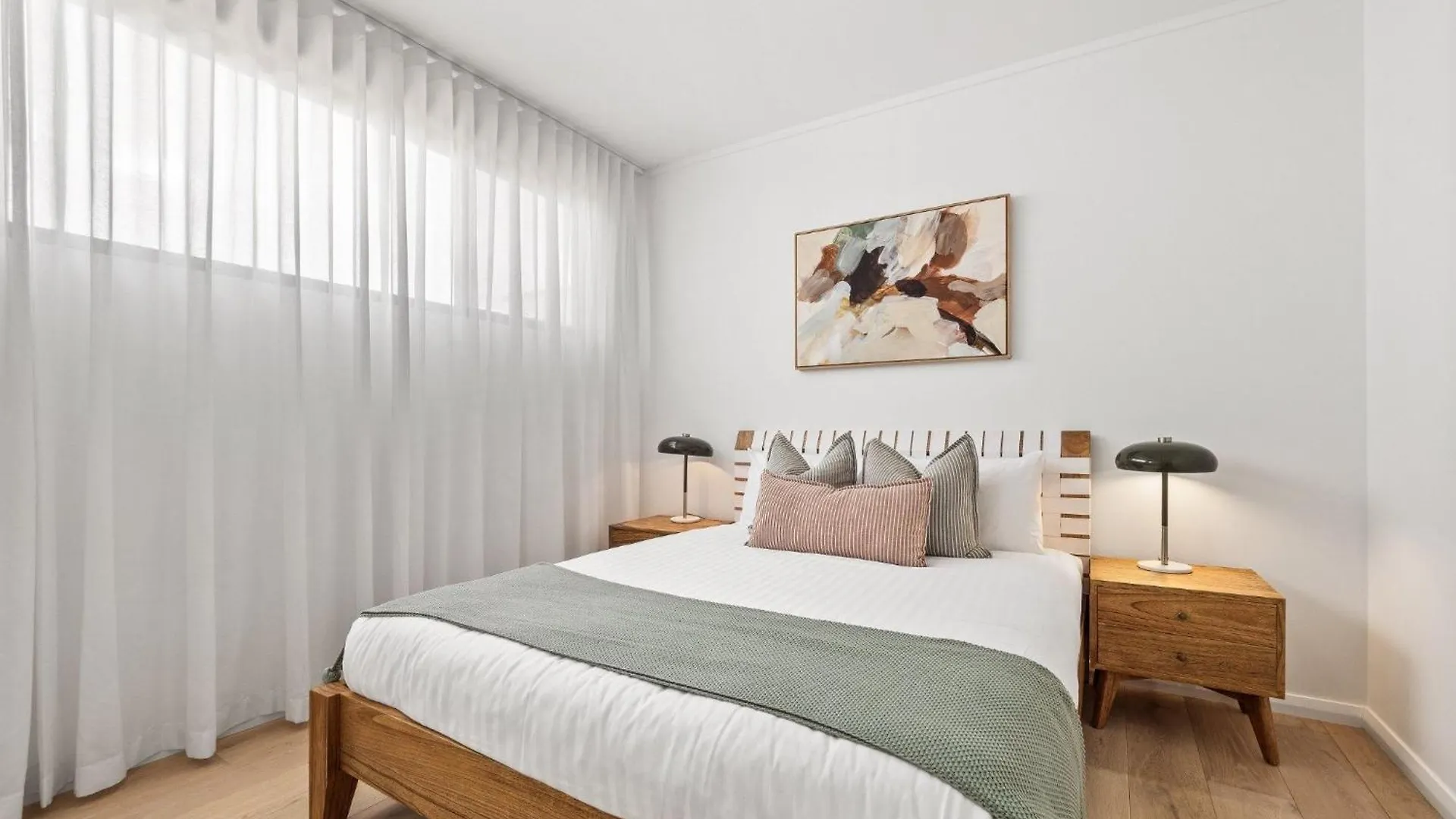 Amila - Location With Designed Spaces *