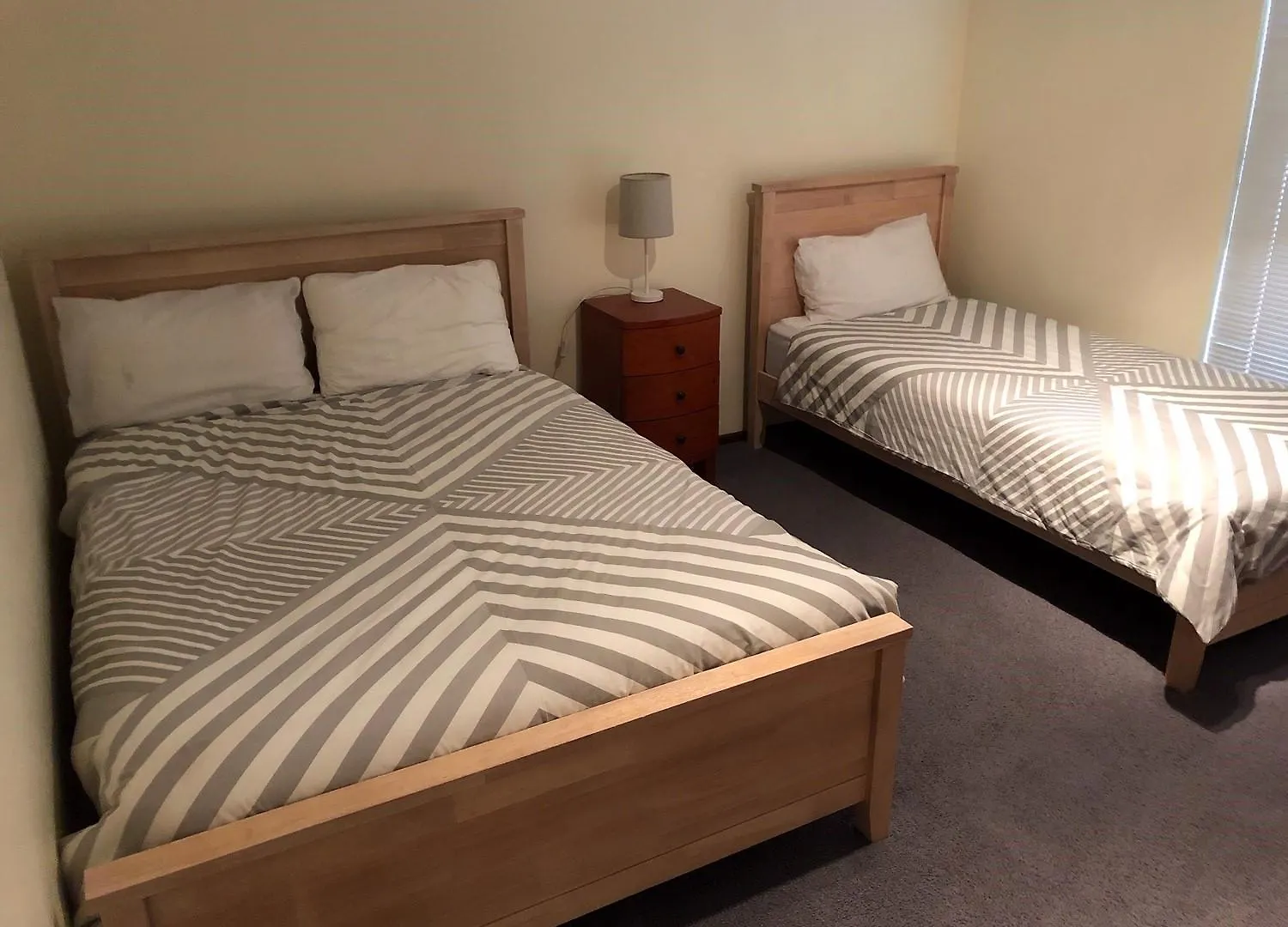 Crescent Bay Holiday Cottage & Studio