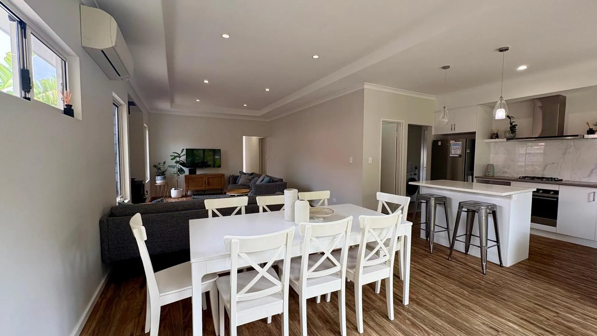 Blau House - Coastal Comfort And Charm * 邓斯伯勒