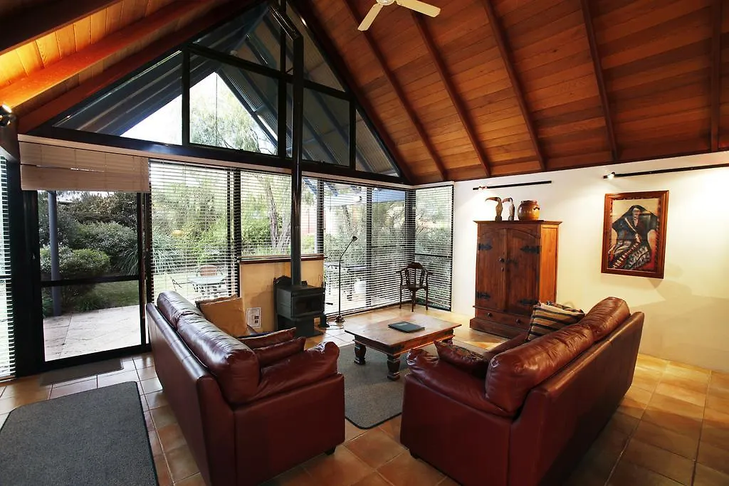Whalers Cove Villa