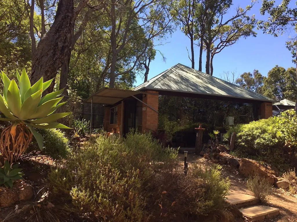 Lodge Ridge Retreat *