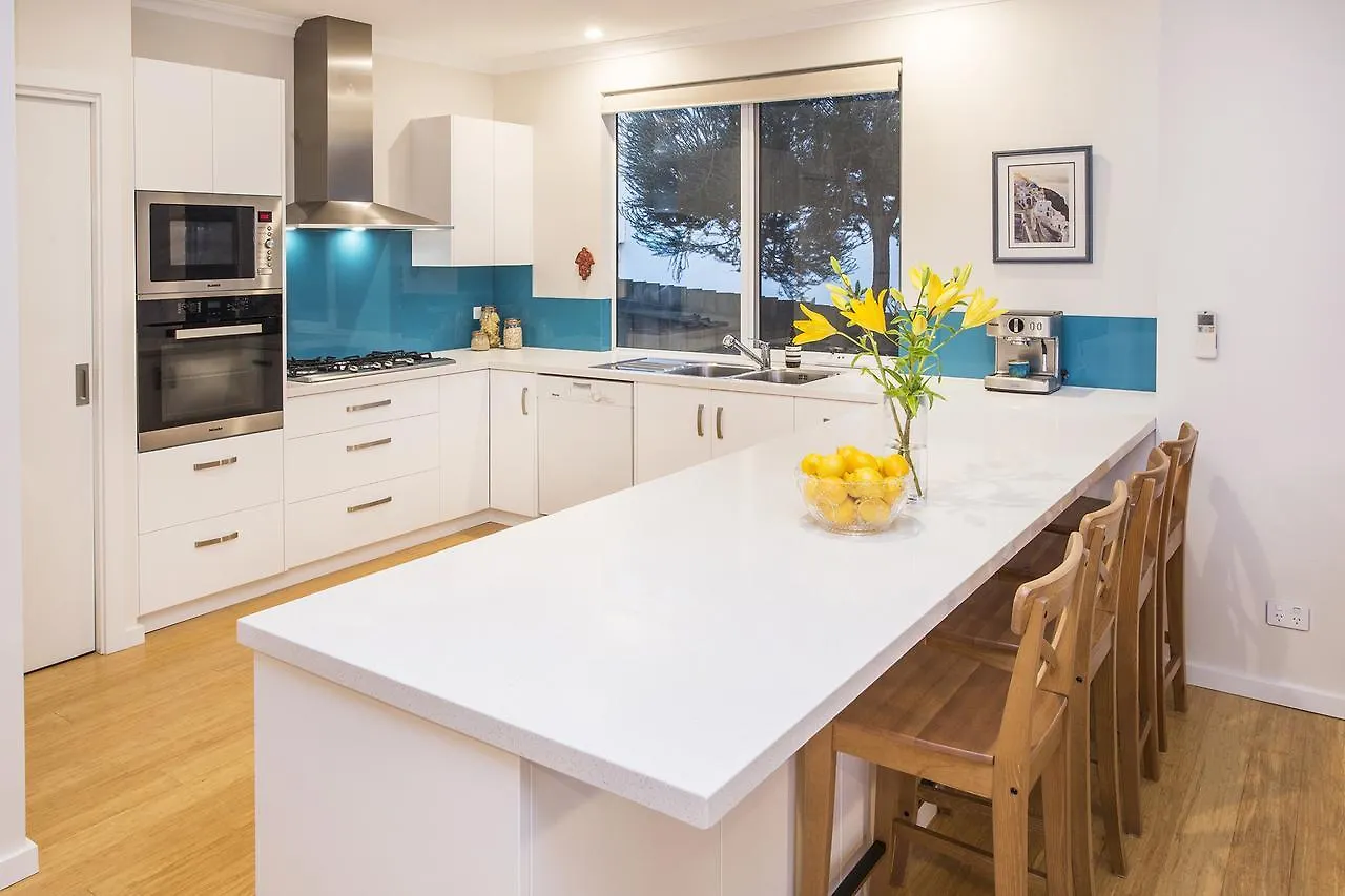 Yaringa Holiday home *