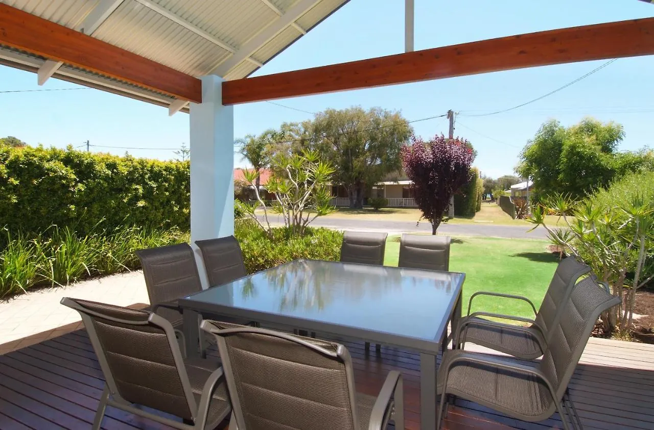 Holiday home Beechtree