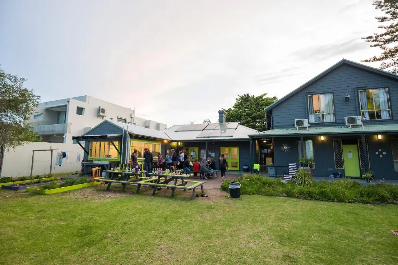 Hostel Beachouse Yha