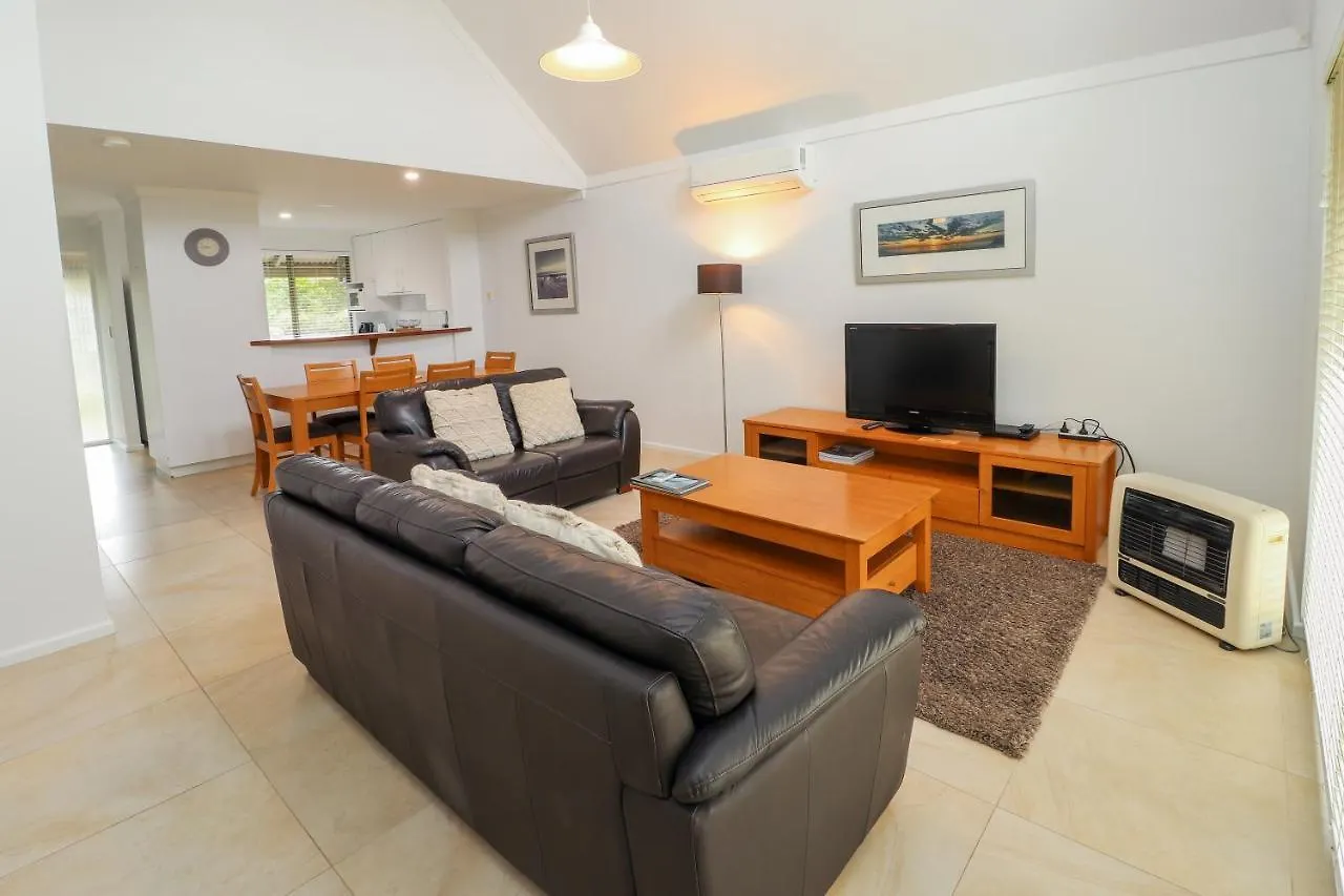 Resort Bayshore Beachside 4*