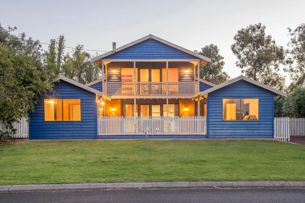 Holiday home Ultramarine *