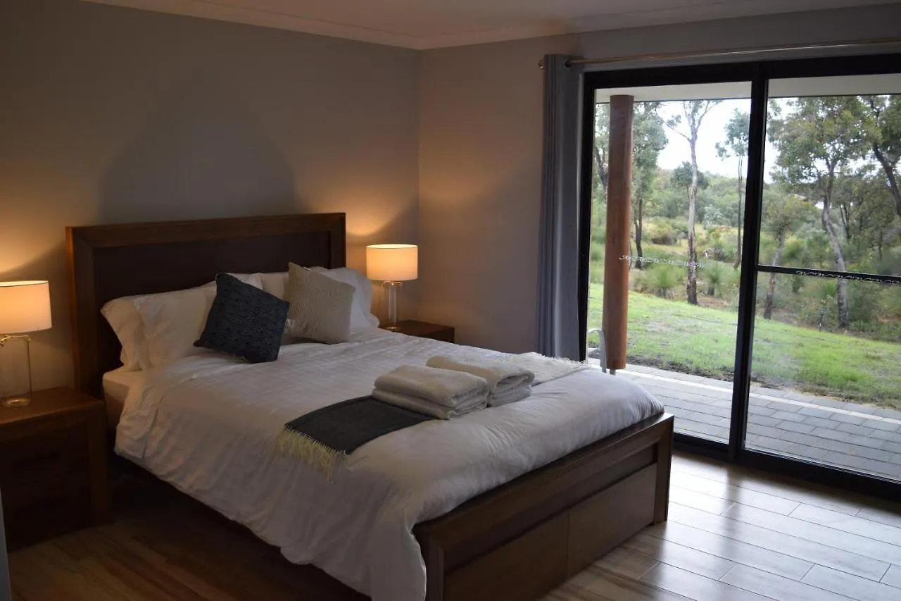 Eagle Bay House Frühstückspension 5*