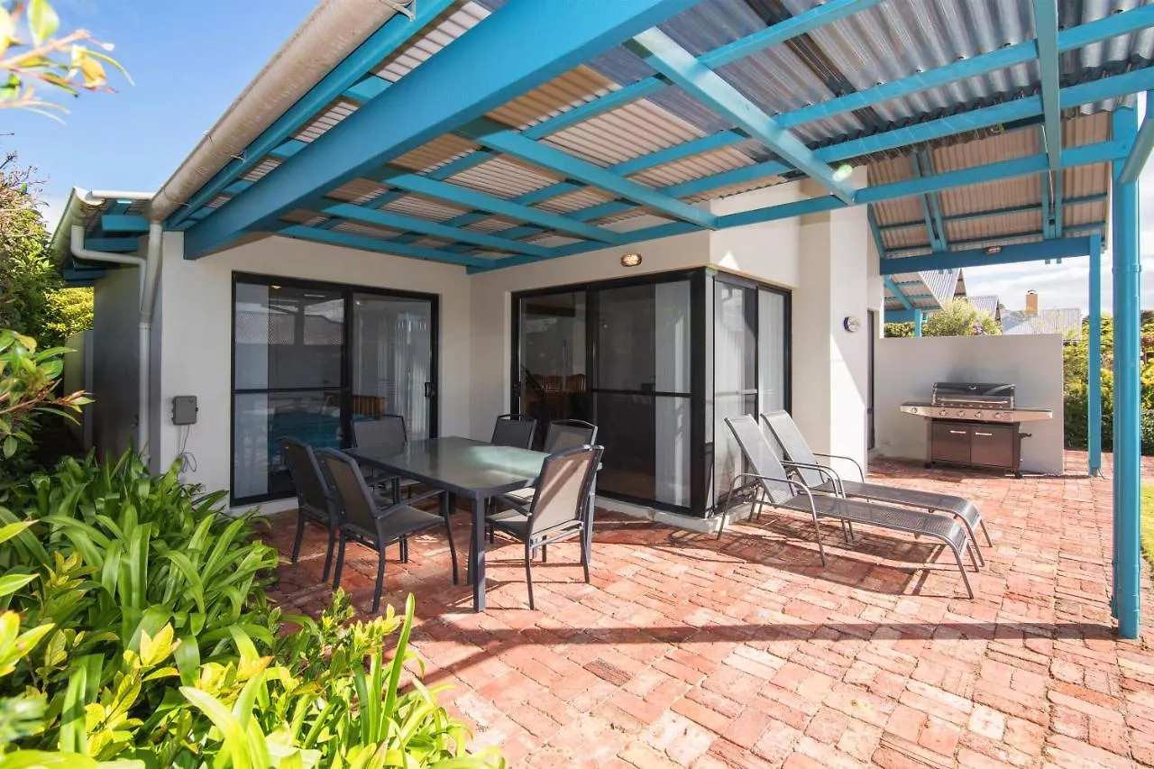 Feriested Dunsborough Beach Cottages 4*