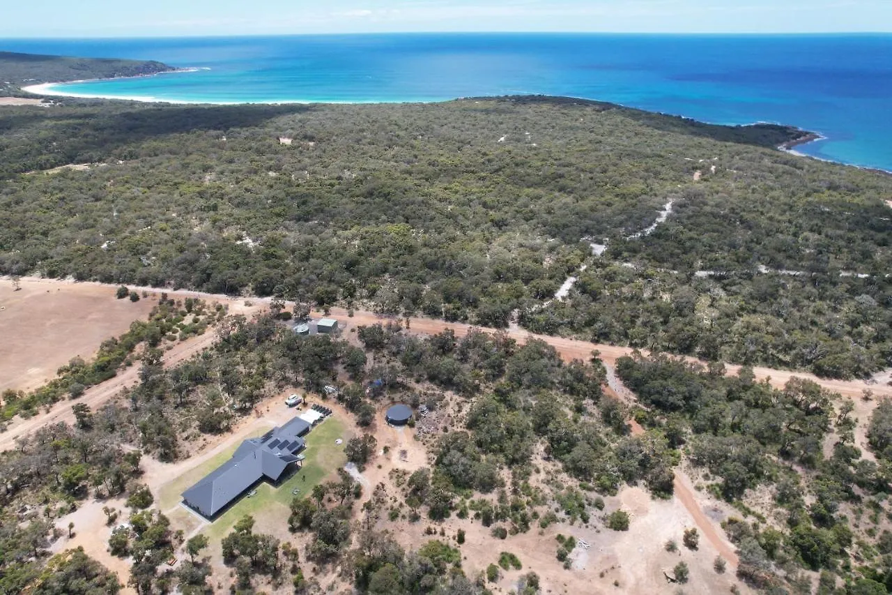 Eagle Bay House 5*