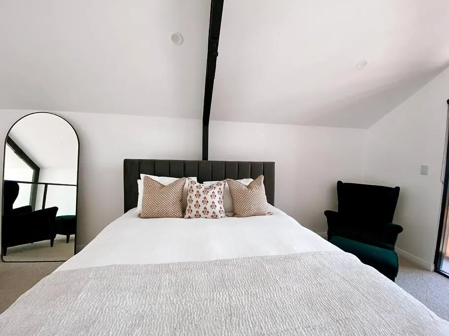 Le Soleil New Villa, Golf & Heated Pool