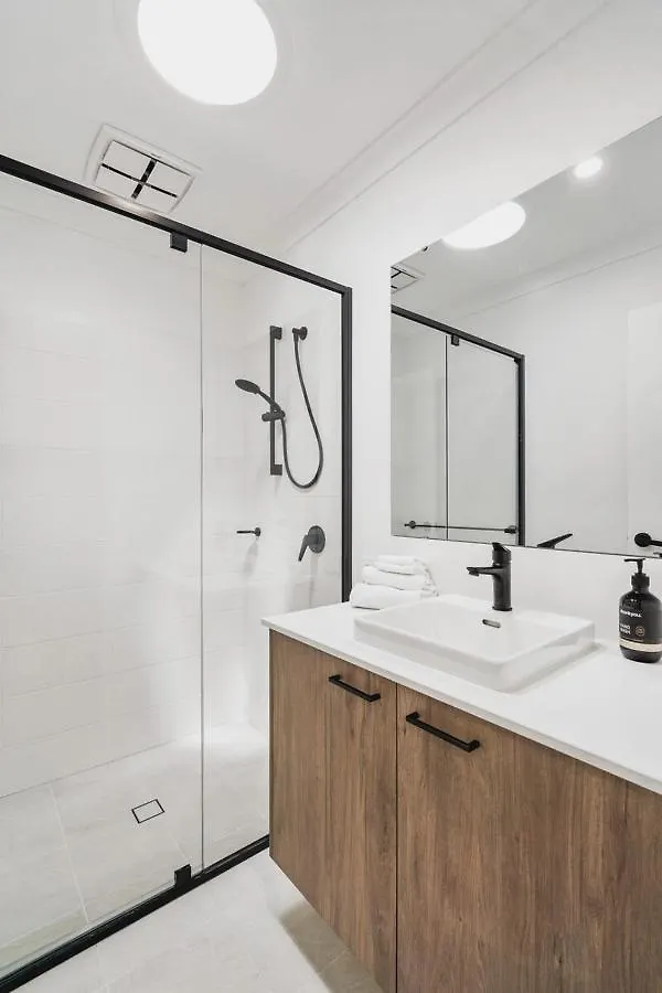 On Valcross Villa Dunsborough